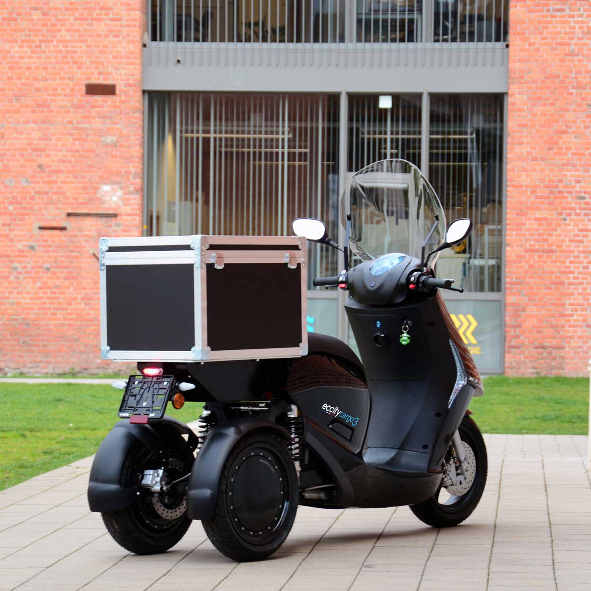 eccity cargo3 : scooter électrique pour les professionnels