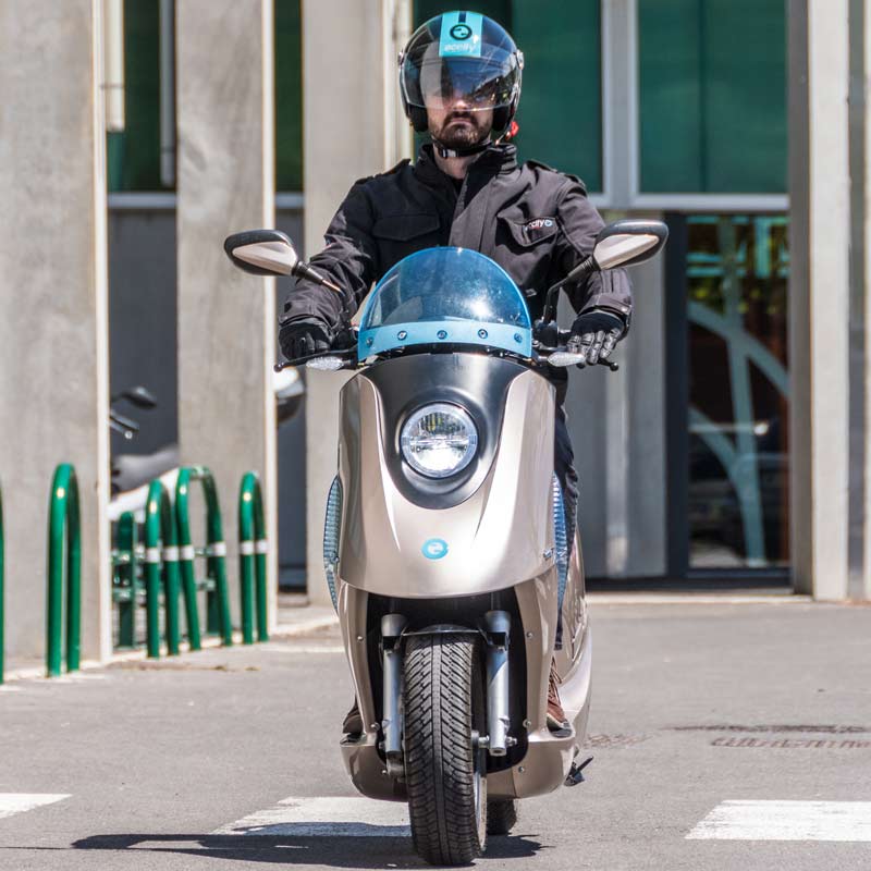 eccity cargo3 : scooter électrique pour les professionnels